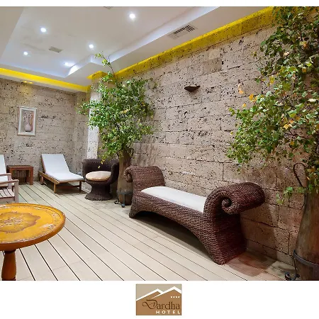 Hotel Dardha Dardhe (Korce)